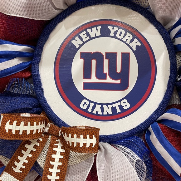 NY GIANTS Wreath, FOOTBALL Wreath, New York Giants, Giants FOOTBALL Decor, NFL - Picture 3 of 5
